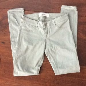 Hollister skinny jeans